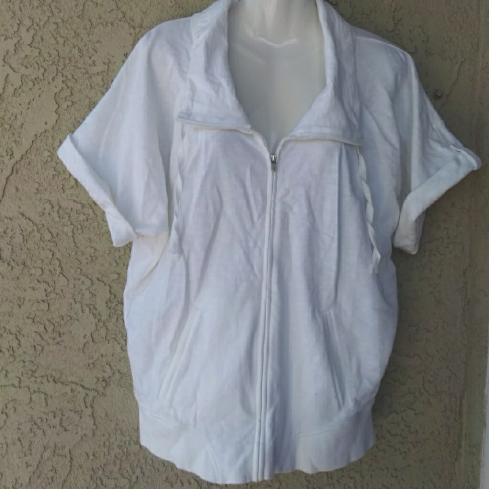 Gap fit collared pocketed white zippered sweater